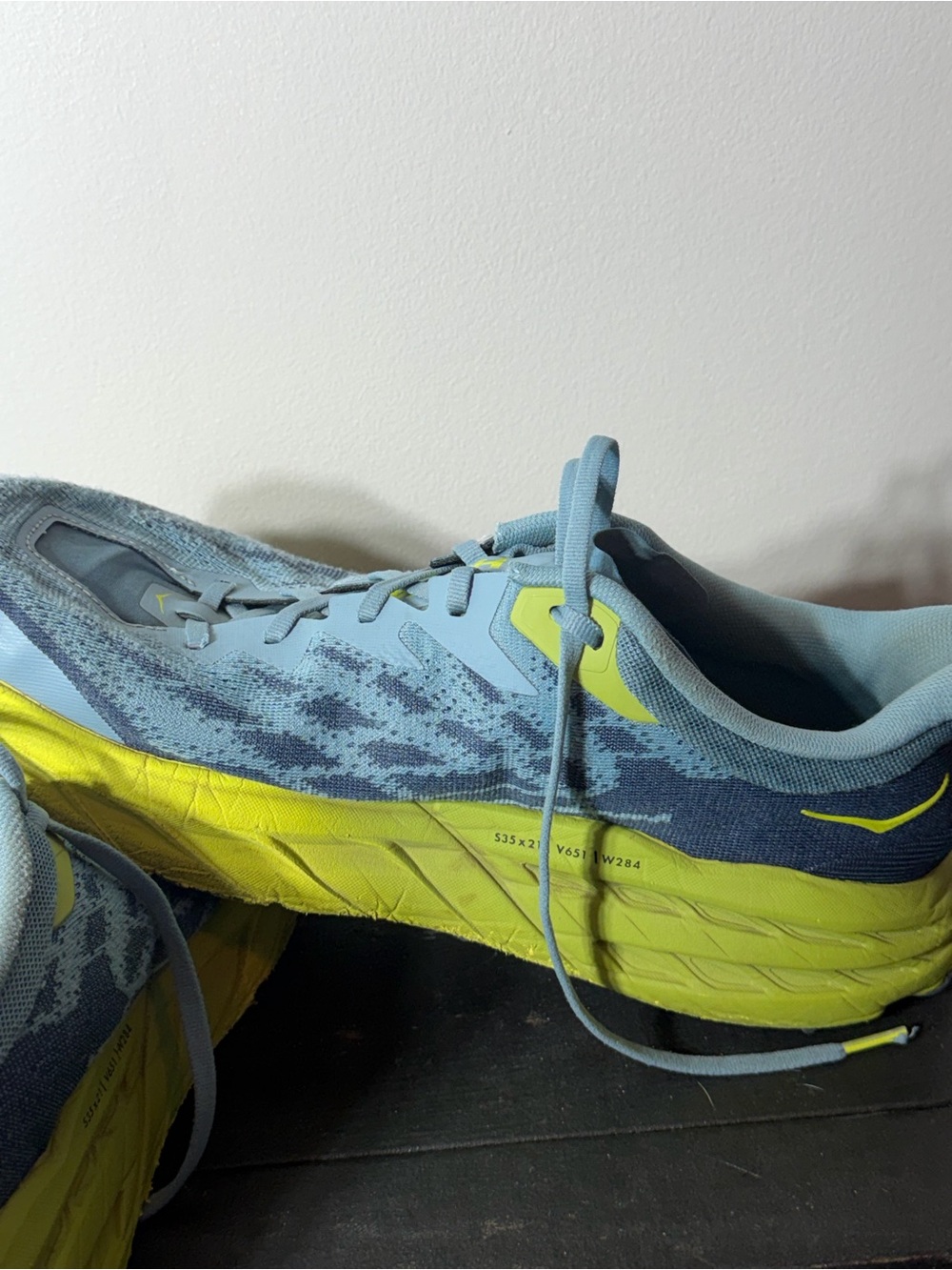 HOKA Speedgoat 5 Men’s Size 13 Trail Running Shoes Vibram Megagrip Blue - Picture 11 of 17